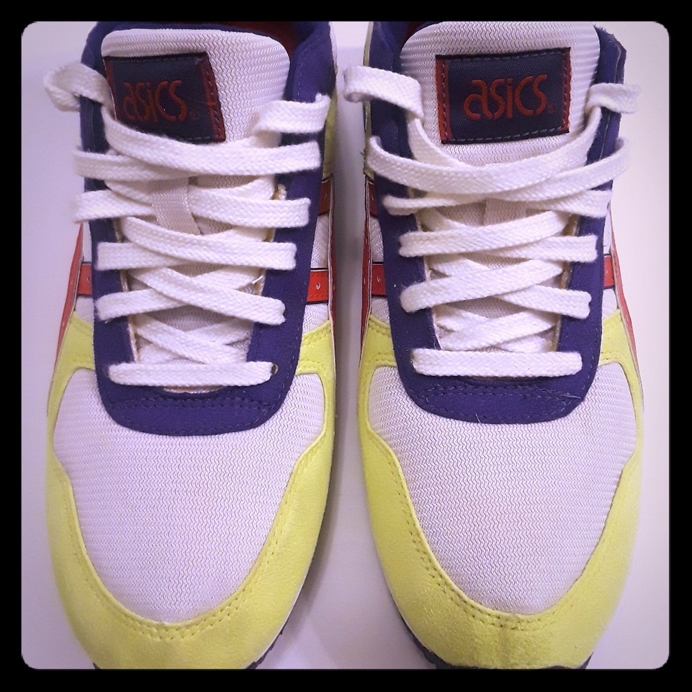 Asics in nice colorway SIZE 7.5 Mens